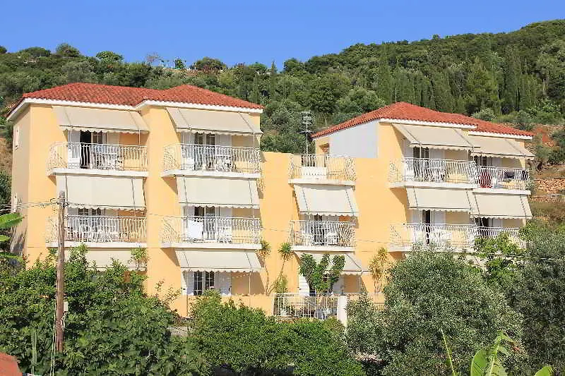 Oskars Studios & Apartments Lassi  Lassi (Kefalonia)