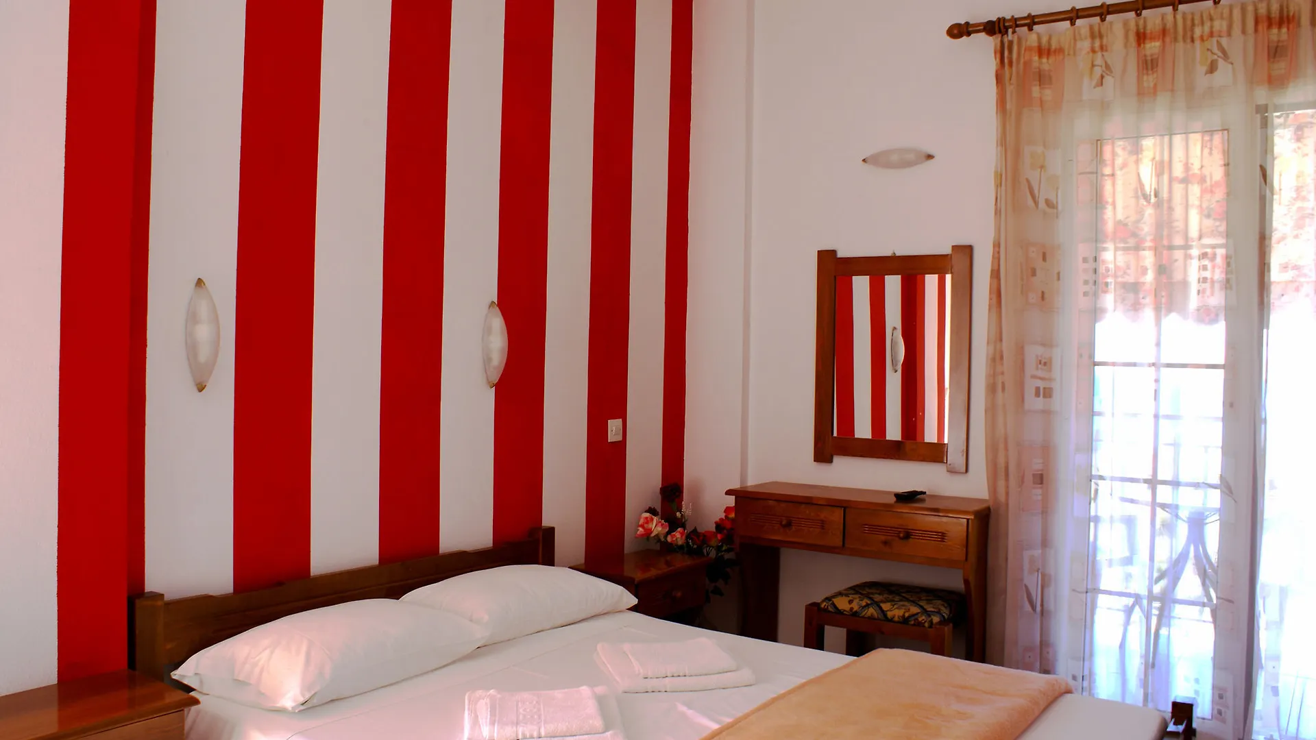 Oskars Studios & Apartments Lassi  Lassi (Kefalonia)