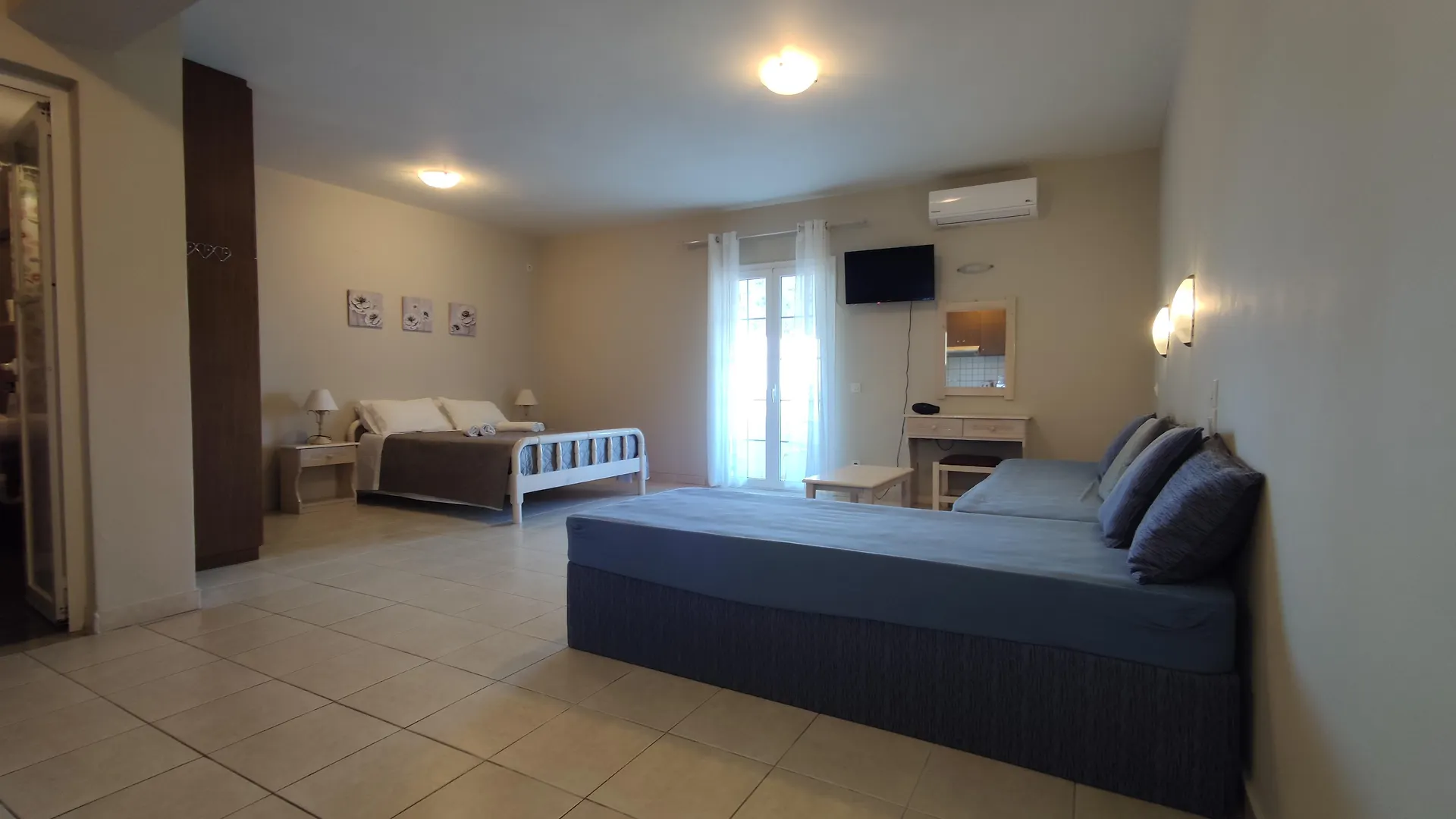 Oskars Studios & Apartments Lassi  Apart Otel Lassi (Kefalonia)